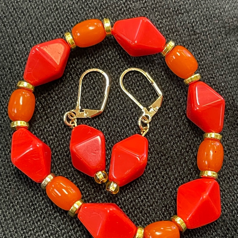Elegant New Hand Made Red and Orange Beaded Jewelry Set